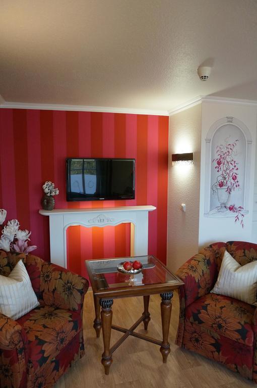 Deluxe Apartments der Alten Apotheke Prerow Zimmer foto